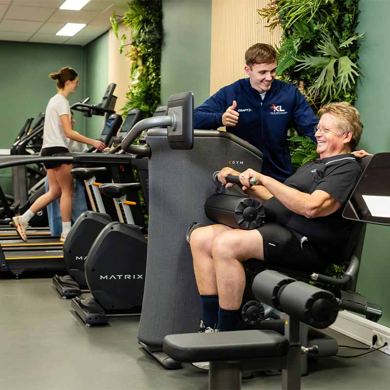 ‘Bewegen is overleven. Ik voel me 10 jaar jonger door het sporten’