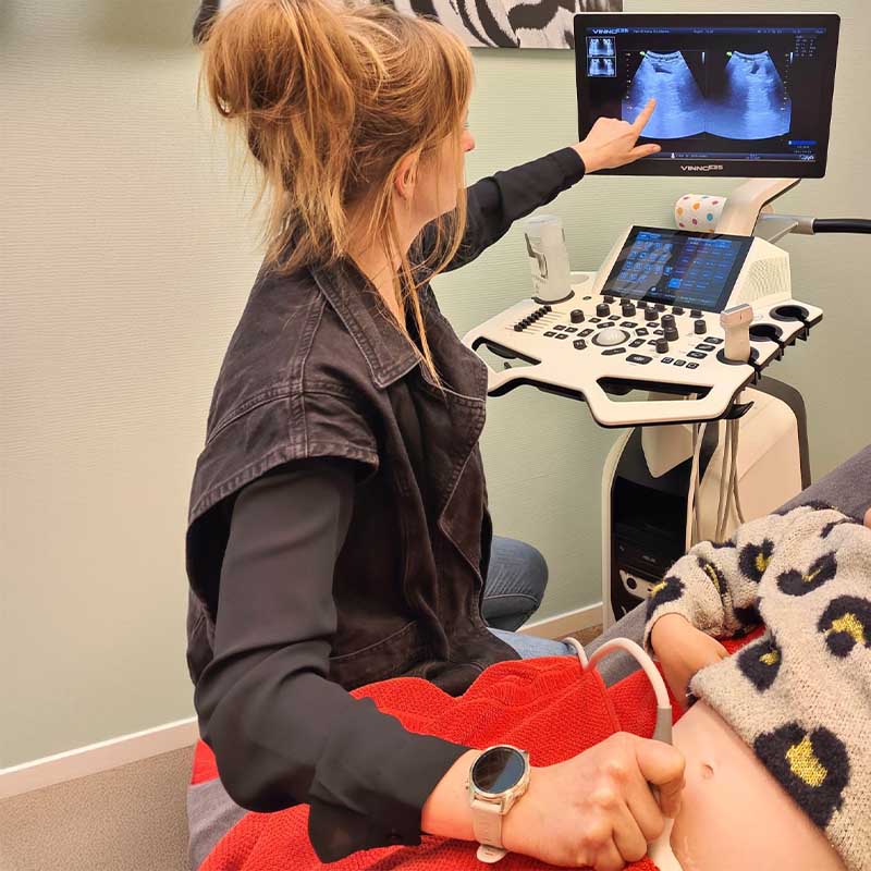 Poep- en plasproblemen. De kinderbekkenfysio weet raad